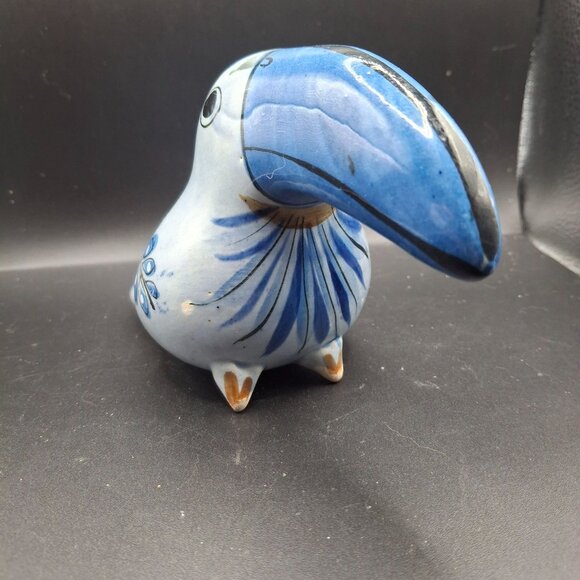 Ken Edwards Ceramic Toucan Figurine Hand-Painted Blue & White Floral Design - Picture 2 of 8
